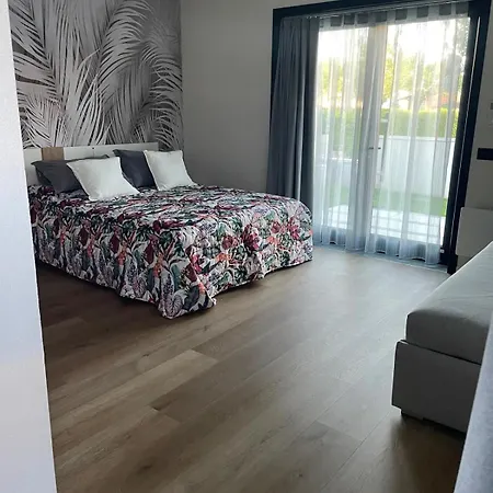 Bed & Breakfast Florida 7 *