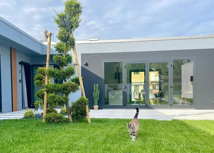 Florida 7 Bed & Breakfast 3*